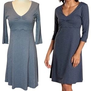 Toad&Co Rosalinda Long Sleeved Dress in Gray Houndstooth Pattern